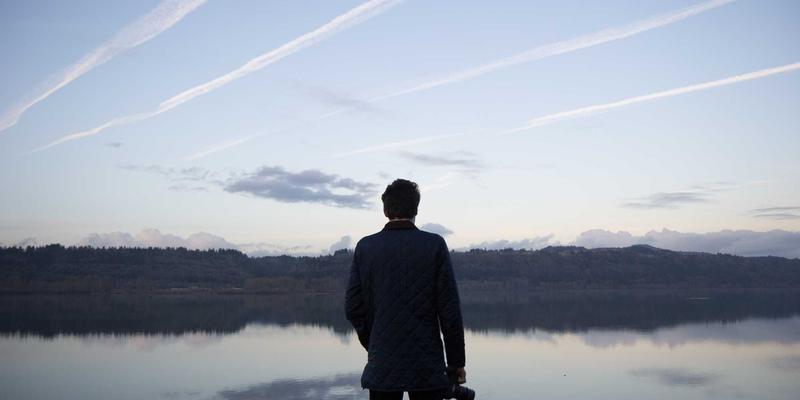 电商客服智能化升级：聊天机器人与人工服务如何协同增效，驱动网络营销新增长